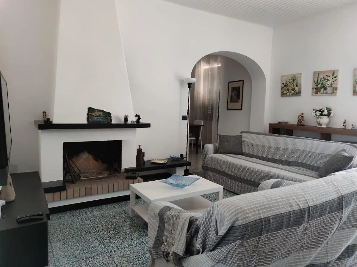 La Casa Tra Verde E Mare Lavagna 0*,